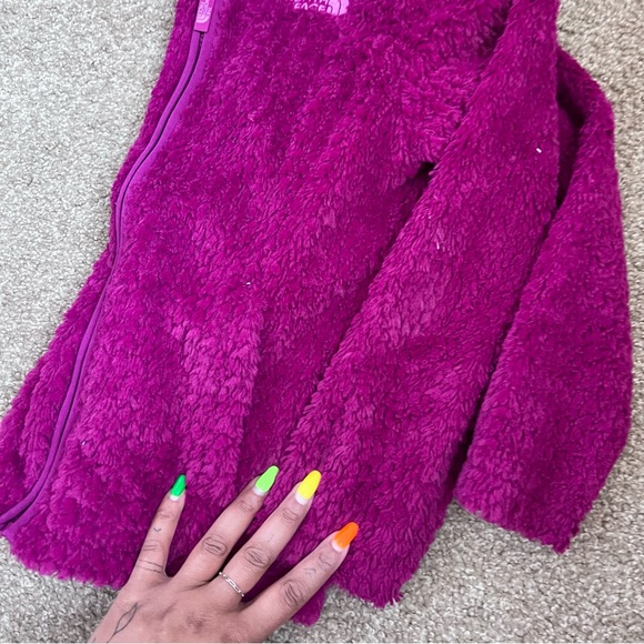 North Face - Picture 2 of 7